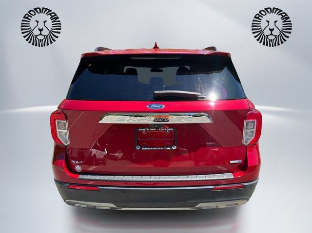 Certified 2020 Ford Explorer XLT w/ Equipment Group 202A AWD/4WD image 7