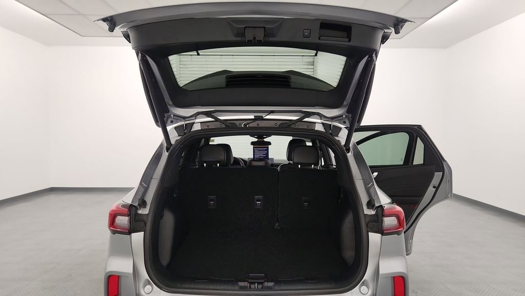 Certified 2024 Ford Escape ST-Line w/ Tech Pack #1 AWD/4WD image 27