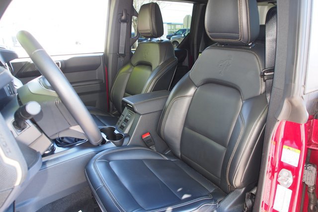 Certified 2025 Ford Bronco Badlands w/ Sasquatch Package image 16