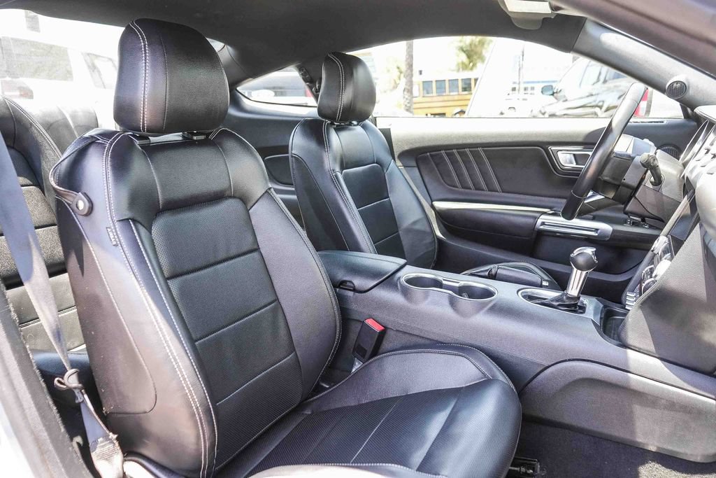 Certified 2022 Ford Mustang Premium RWD image 18