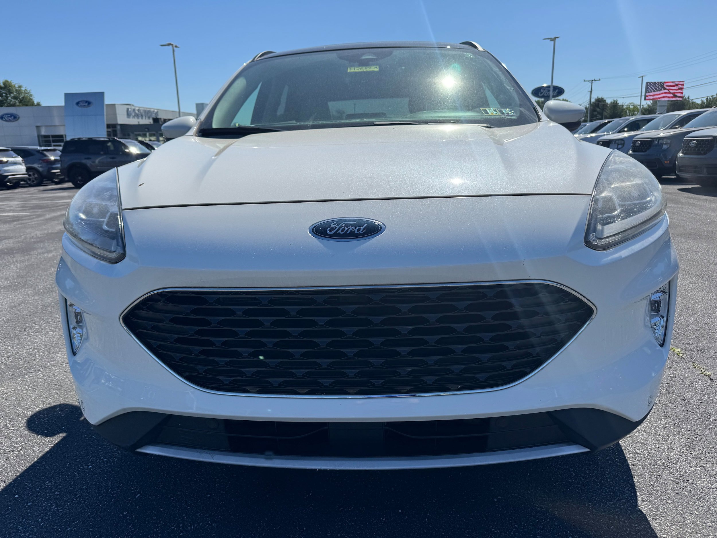 Certified 2020 Ford Escape Titanium AWD/4WD image 8