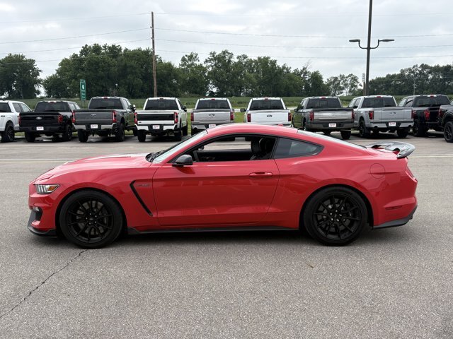 Certified 2019 Ford Mustang Shelby GT350 w/ Technology Package RWD image 2