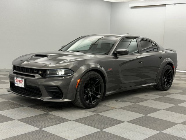 Used 2022 Dodge Charger Scat Pack RWD image 6