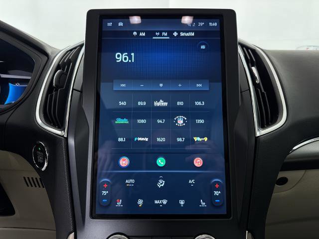 Certified 2022 Ford Edge Titanium image 17