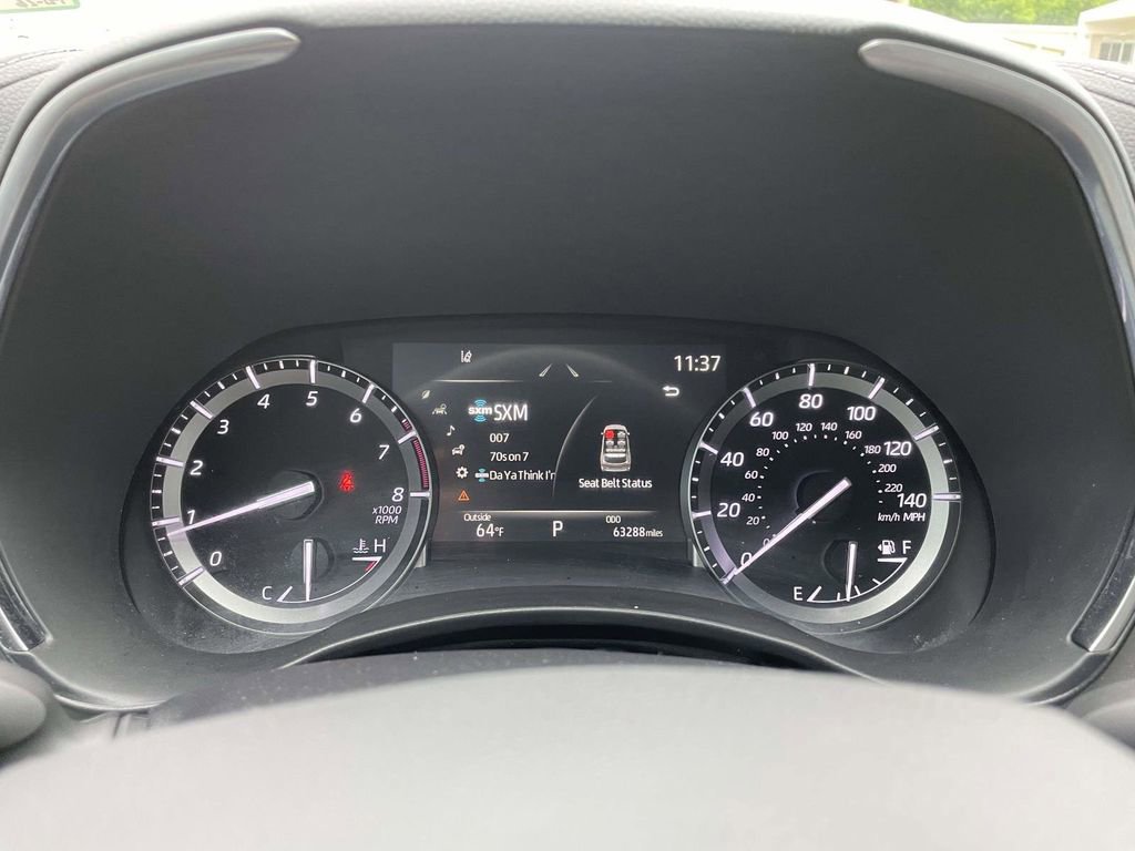 Used 2021 Toyota Highlander Limited FWD image 30