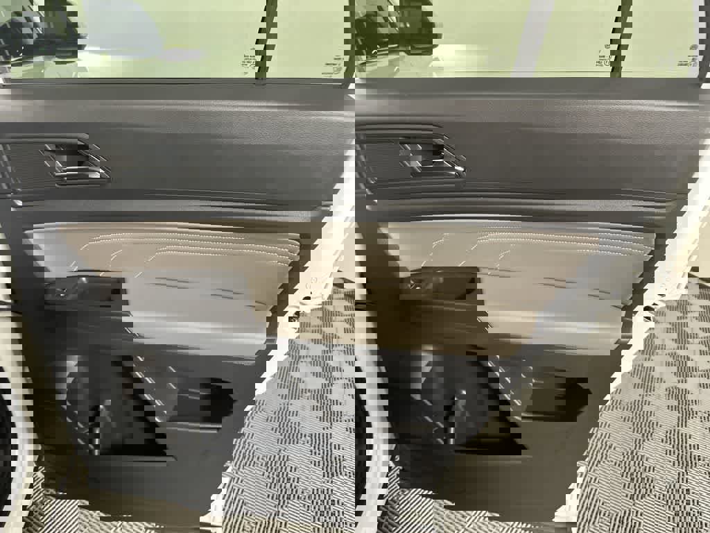 Used 2022 Volkswagen Atlas Cross Sport SEL R-Line image 27