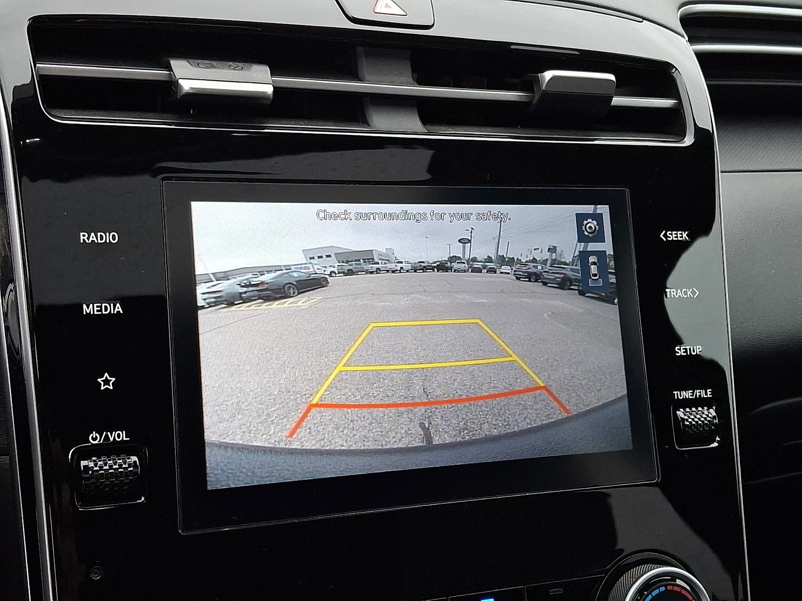 Used 2023 Hyundai Santa Cruz SEL w/ Activity Package image 18