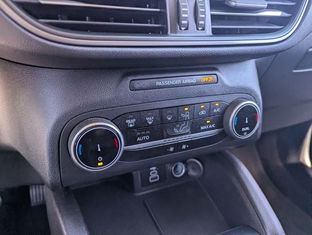 Certified 2025 Ford Escape Active FWD image 30