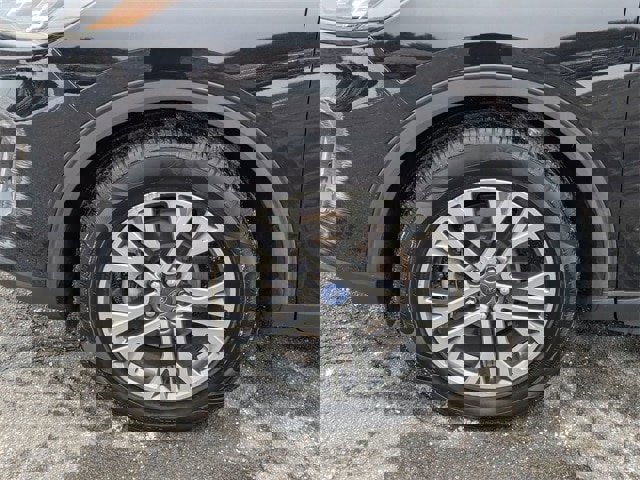 Certified 2021 Ford Escape SEL image 9