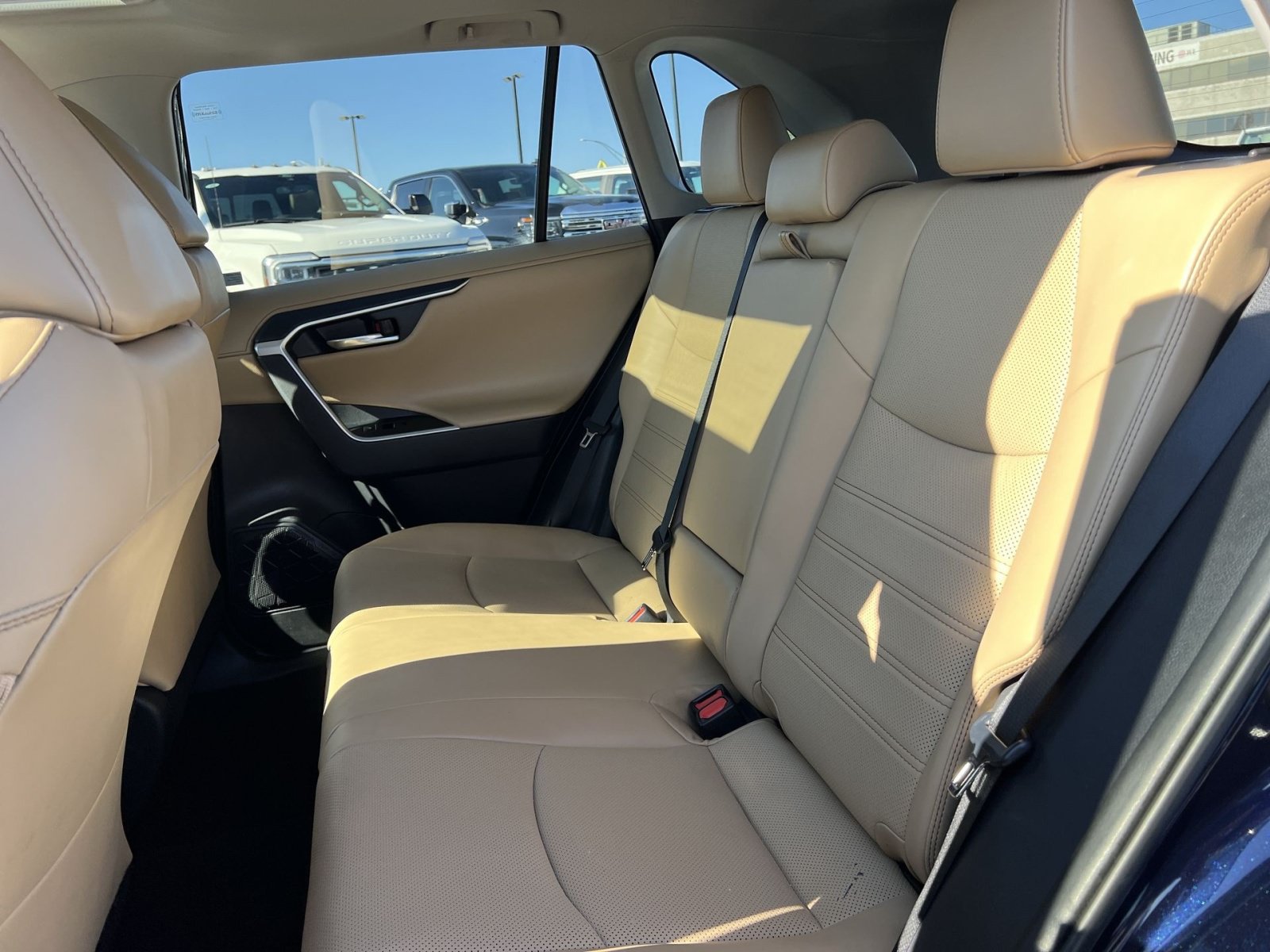 Used 2020 Toyota RAV4 Limited w/ Limited Grade Weather Package AWD/4WD image 25