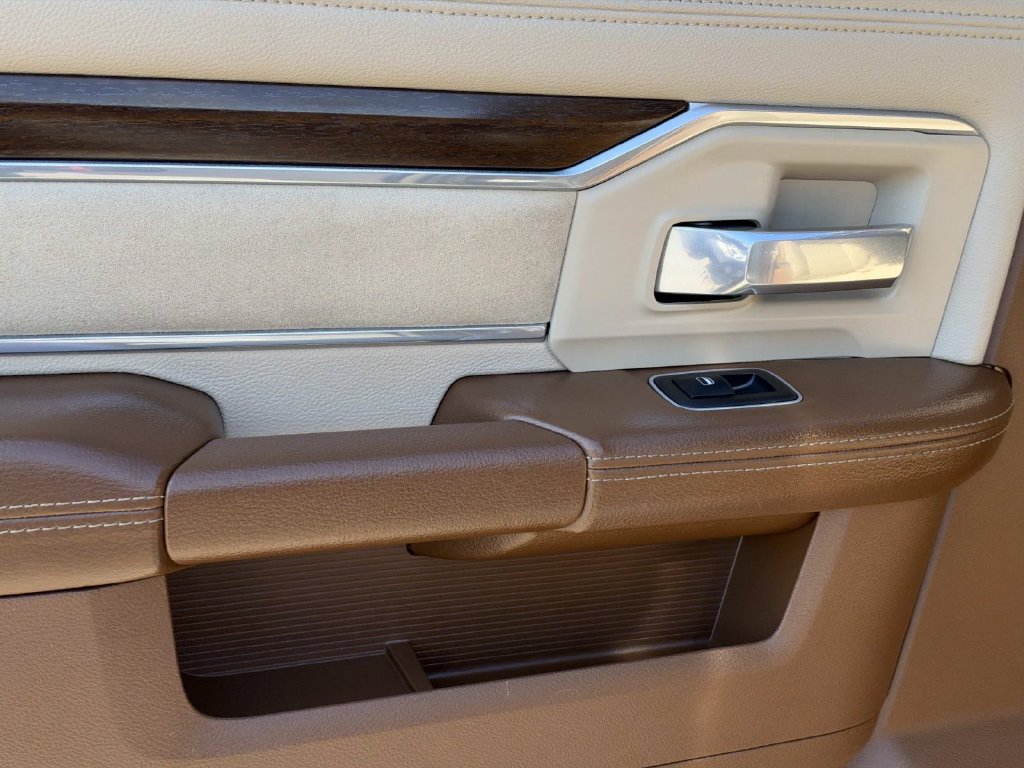 Used 2022 RAM 3500 Laramie AWD/4WD image 20