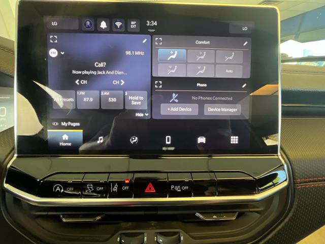 Used 2025 Jeep Compass Trailhawk AWD/4WD image 22