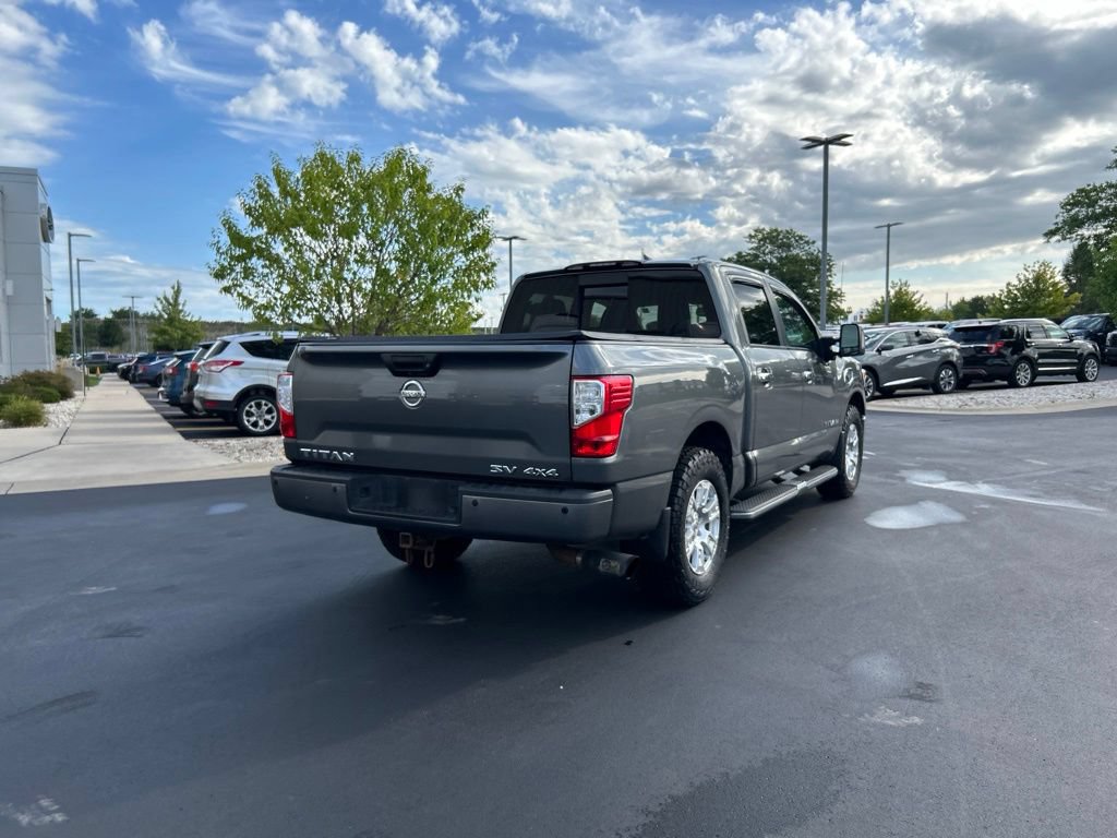 Used 2017 Nissan Titan SV AWD/4WD image 6