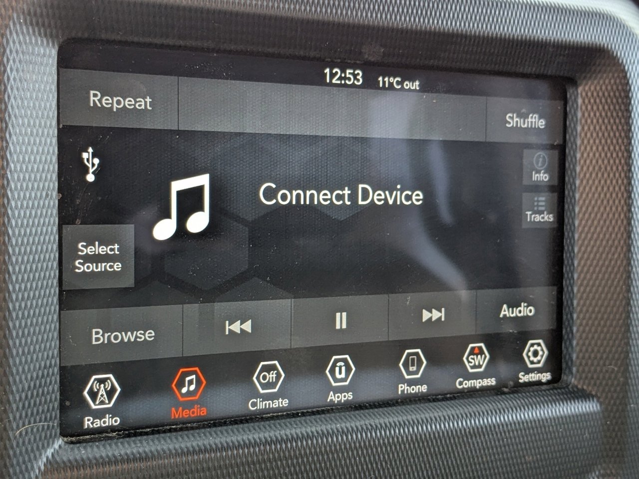 Used 2023 Jeep Wrangler Willys image 22