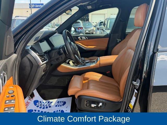 Used 2022 BMW X5 xDrive40i w/ M Sport Package AWD/4WD image 18