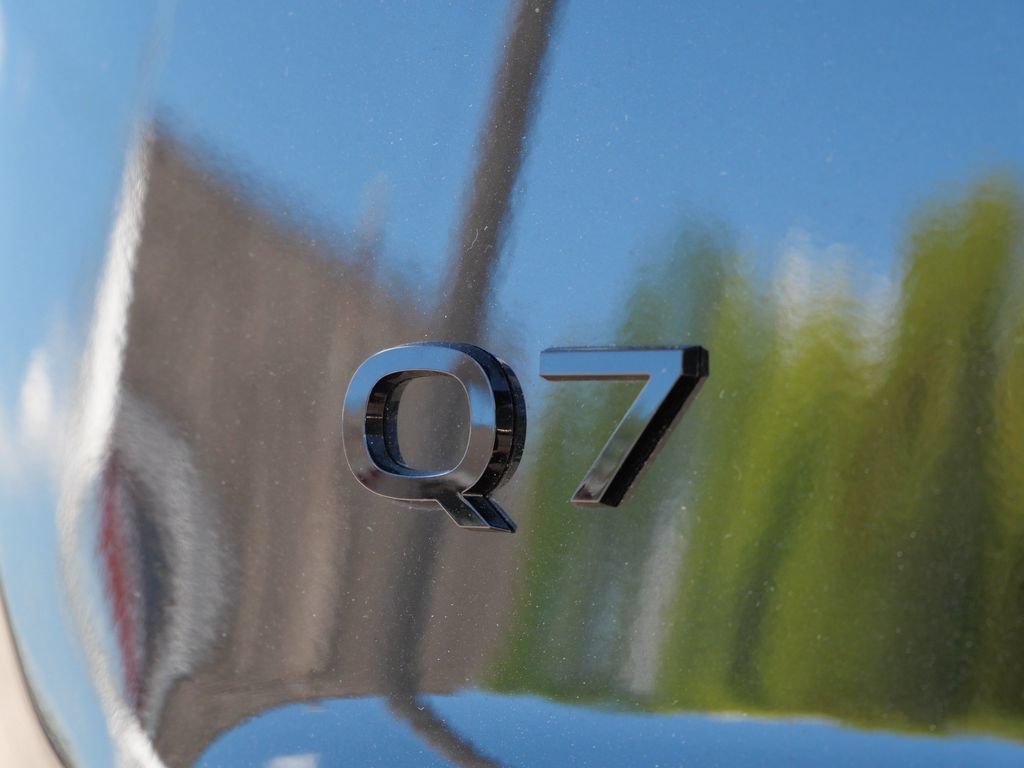 Used 2026 Audi Q7 3.0T Premium Plus AWD/4WD image 8
