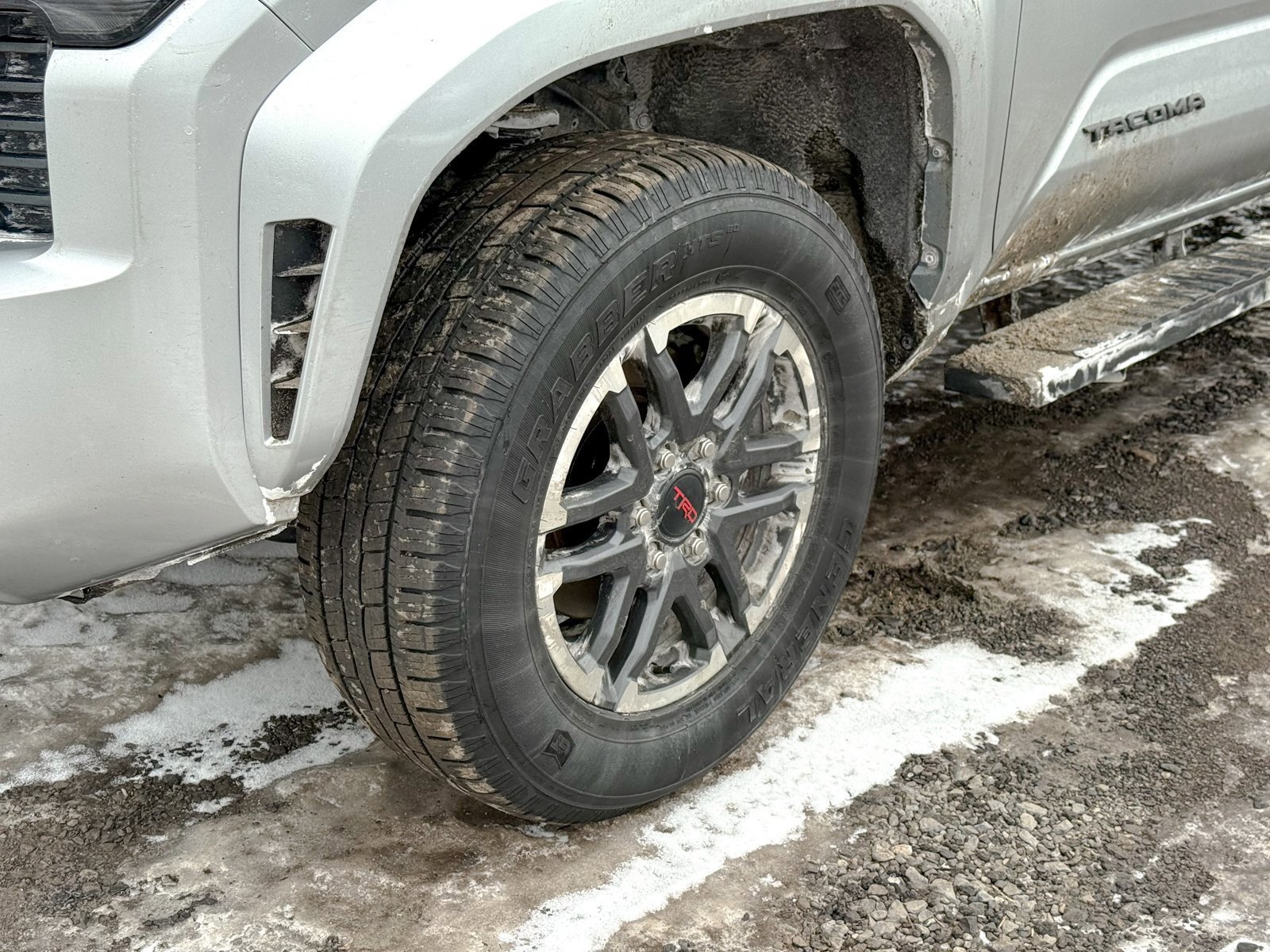 Used 2024 Toyota Tacoma TRD Sport image 4