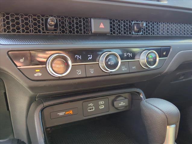 Used 2025 Honda CR-V EX image 11