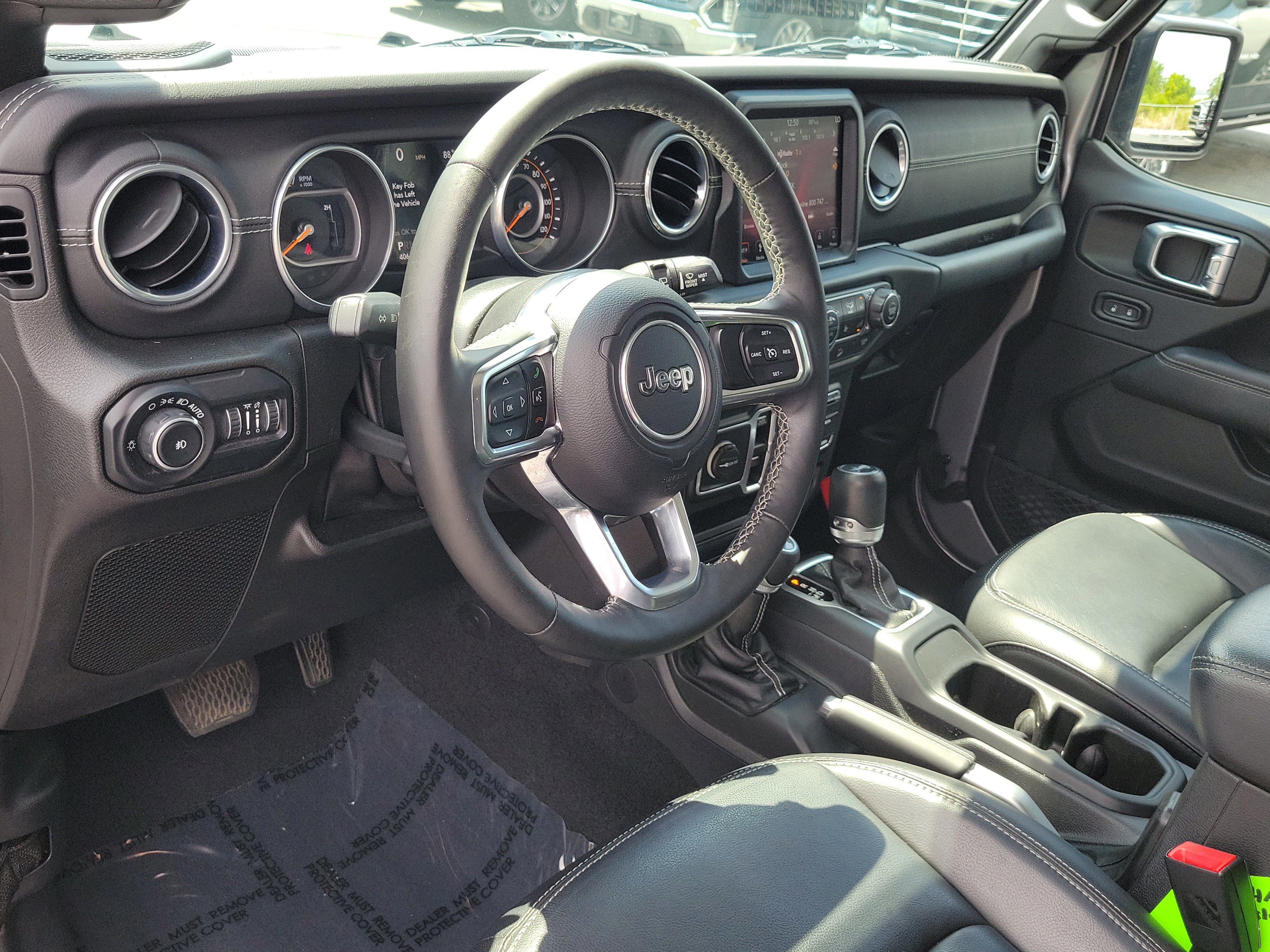 Used 2018 Jeep Wrangler Unlimited Sahara image 20