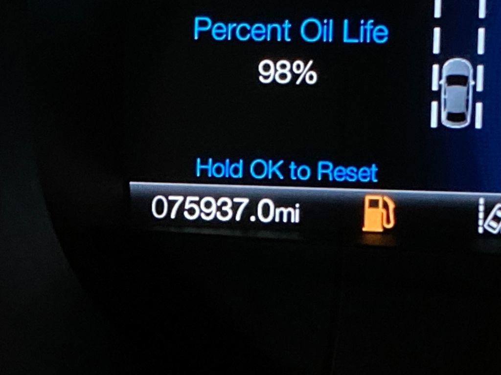 Certified 2022 Ford Edge ST w/ Equipment Group 401A image 27