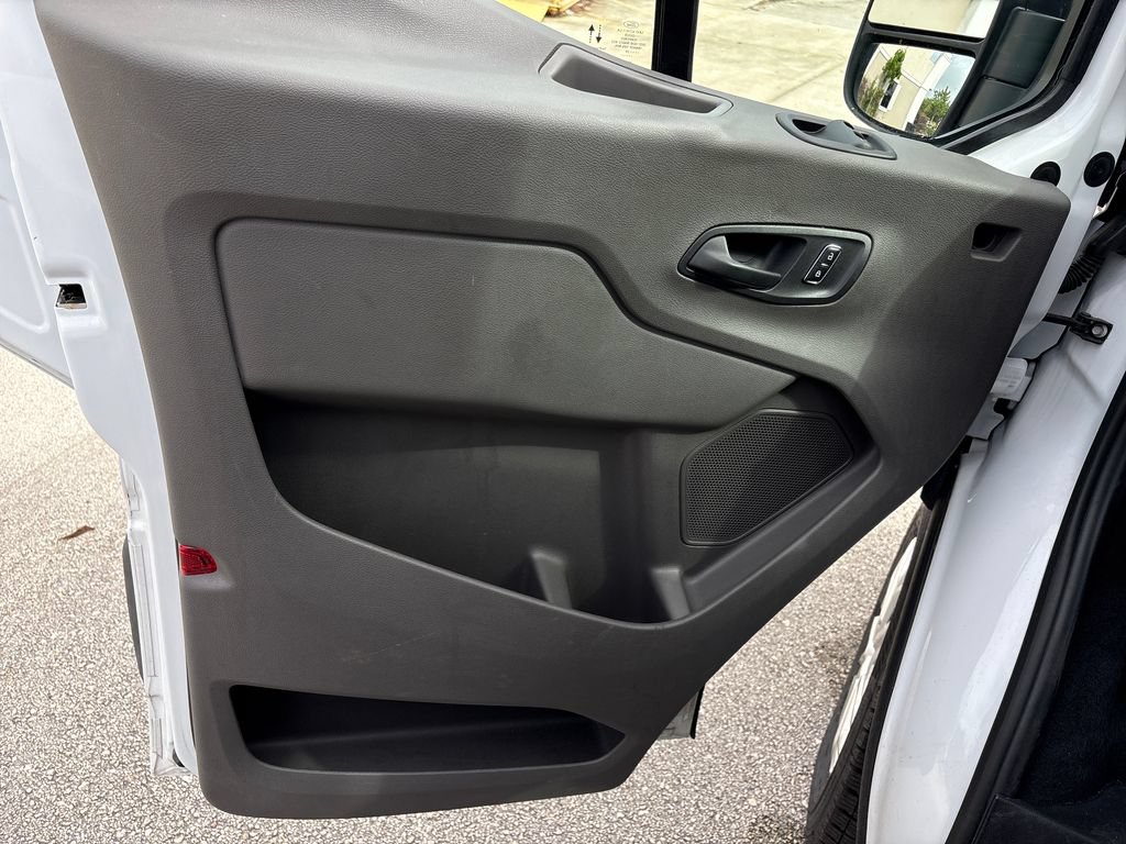 Certified 2024 Ford Transit 350 XLT RWD image 29
