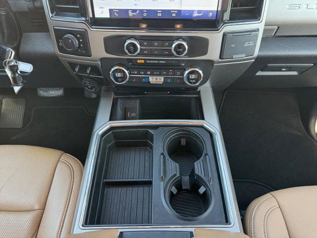 Certified 2022 Ford F250 Lariat w/ Lariat Value Package AWD/4WD image 11