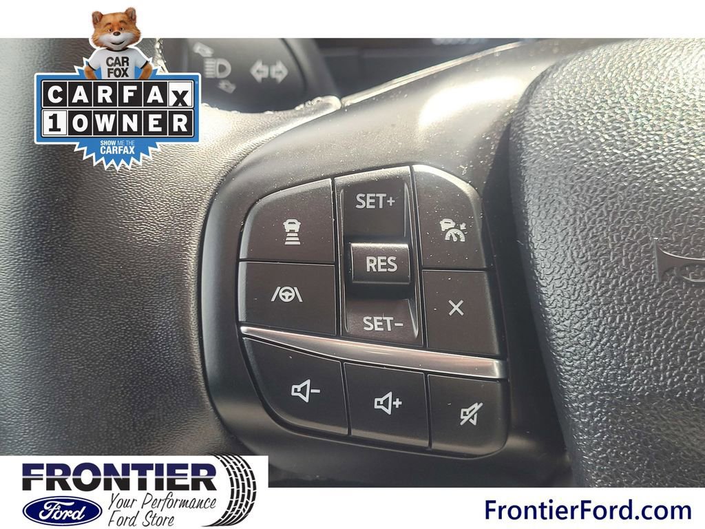 Certified 2025 Ford Maverick Lariat w/ Black Appearance Package image 17