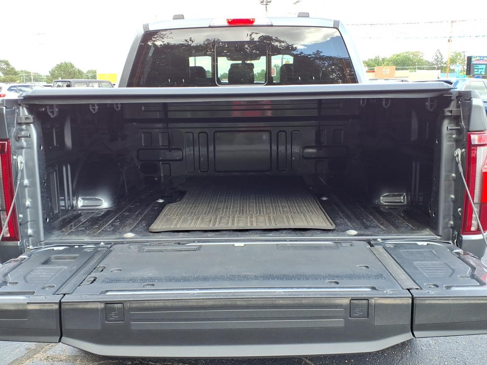 Certified 2024 Ford F150 Lariat w/ Equipment Group 502A High AWD/4WD image 13