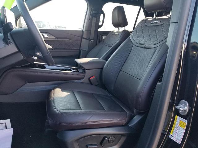 Certified 2025 Ford Explorer Platinum w/ Ultimate Package image 12