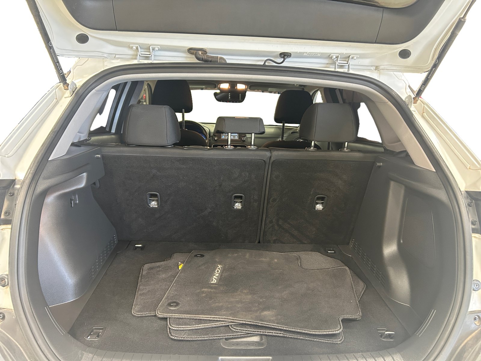 Used 2020 Hyundai Kona SEL Plus AWD/4WD image 23