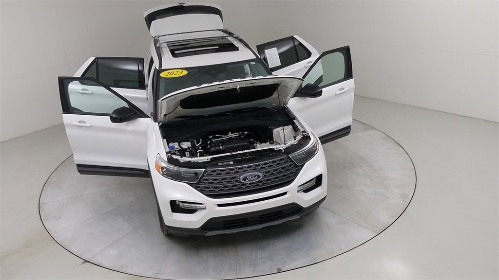 Certified 2023 Ford Explorer XLT w/ Equipment Group 202A image 49