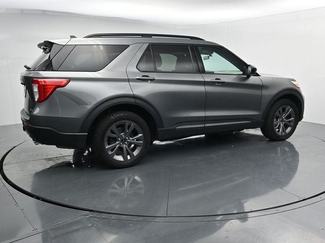 Certified 2023 Ford Explorer XLT w/ Equipment Group 202A AWD/4WD image 10