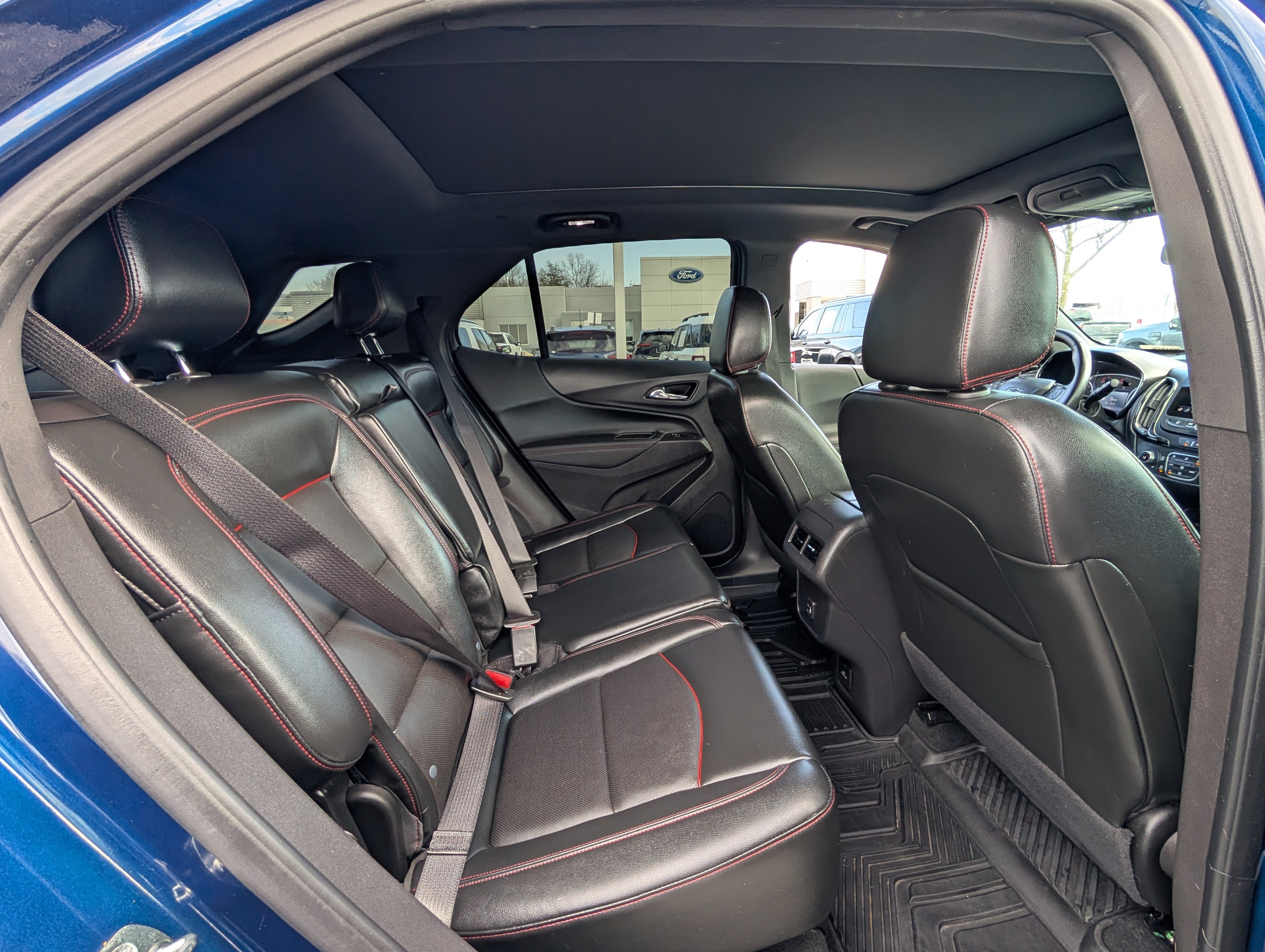 Used 2023 Chevrolet Equinox RS w/ RS Leather Package image 11