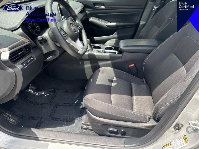 Used 2024 Nissan Altima 2.5 SV FWD image 16