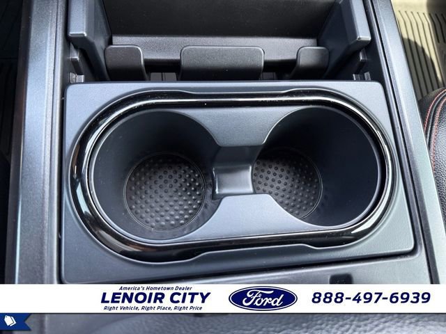 Used 2023 Nissan Titan PRO-4X w/ Pro-4x Convenience Package image 28