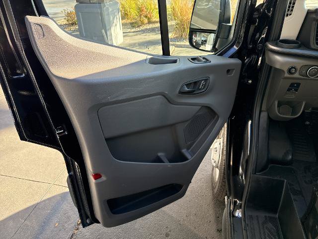 Certified 2025 Ford Transit 350 XL AWD/4WD image 12