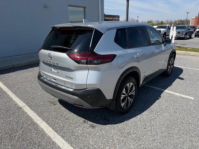 Used 2023 Nissan Rogue SV AWD/4WD image 5