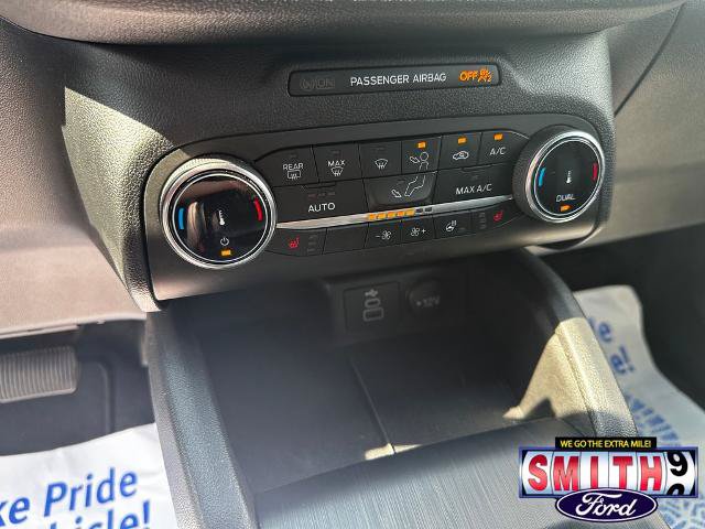 Certified 2025 Ford Escape ST-Line Select AWD/4WD image 23