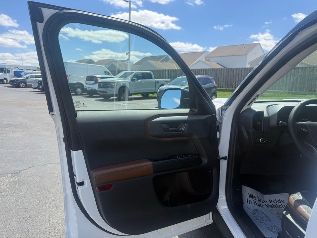 Certified 2022 Ford Bronco Sport Outer Banks w/ Tech Package AWD/4WD image 11