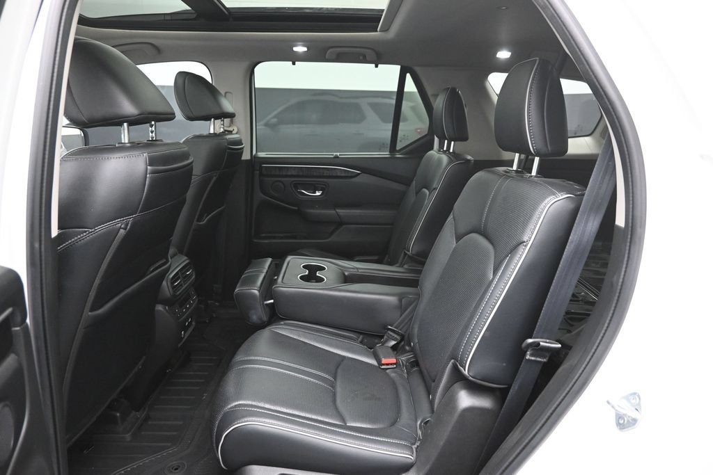 Used 2023 Honda Pilot Elite image 25