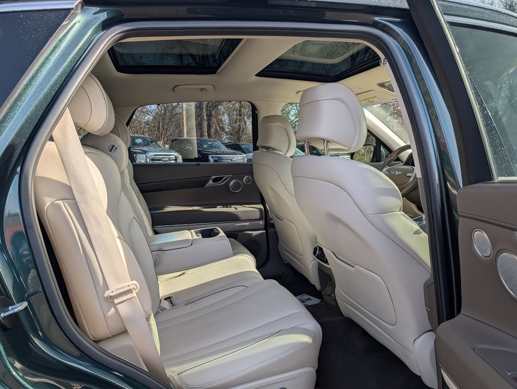 Used 2023 Genesis GV80 2.5T w/ Prestige Package image 9