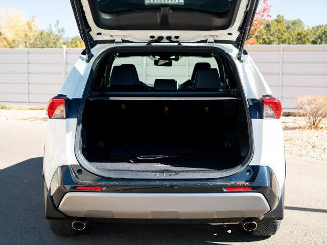 Used 2019 Toyota RAV4 XSE image 11