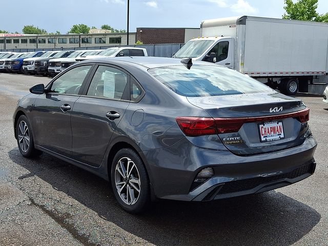 Used 2022 Kia Forte LXS FWD image 4