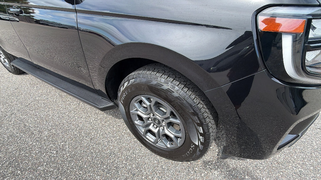 Certified 2025 Ford Expedition Max Active AWD/4WD image 10