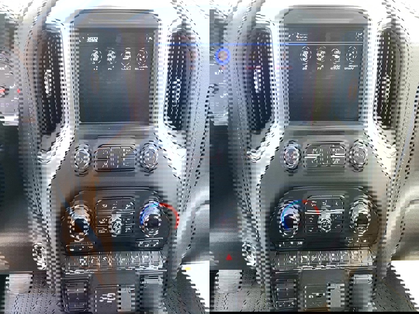 Used 2022 Chevrolet Silverado 3500 LTZ w/ LTZ Plus Package image 15