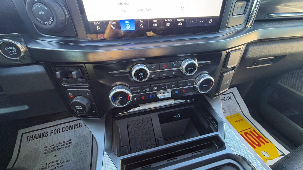 Certified 2025 Ford F250 Lariat w/ Lariat Ultimate Package AWD/4WD image 28