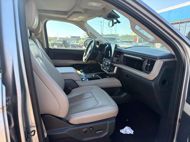 Certified 2024 Ford Expedition Limited RWD image 31