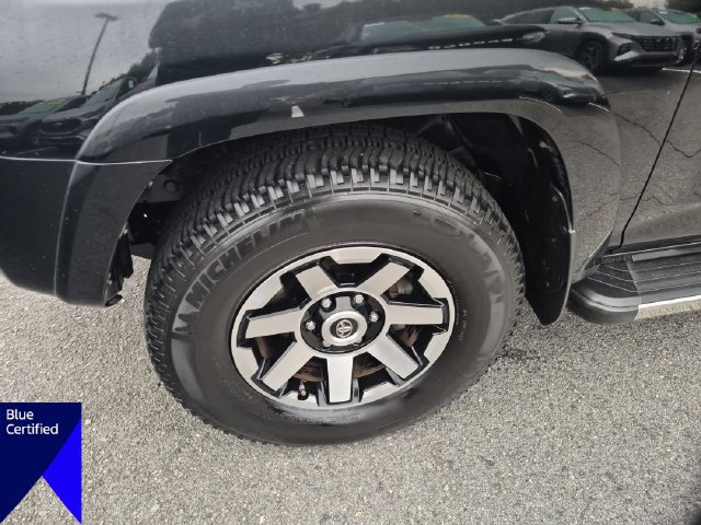 Used 2017 Toyota 4Runner TRD Off-Road AWD/4WD image 10