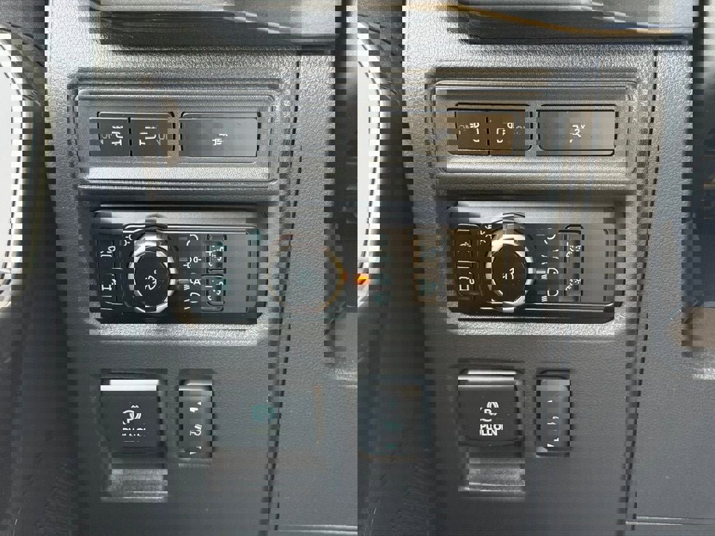 Certified 2023 Ford F150 XLT w/ Equipment Group 302A High image 31