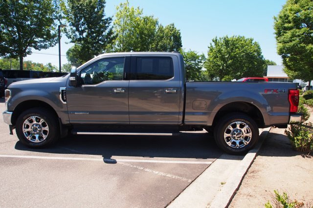 Certified 2022 Ford F250 Lariat w/ Lariat Ultimate Package AWD/4WD image 4